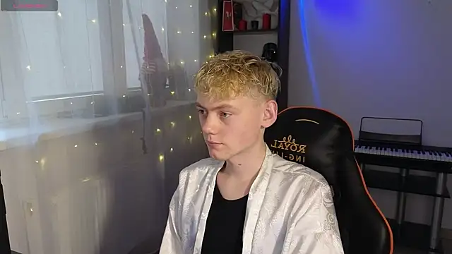 Keytaro online show from 03.19.25