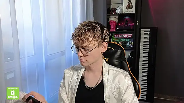 Keytaro online show from 09.22.25