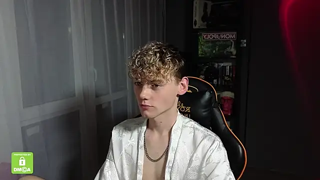 Keytaro online show from 10.16.25