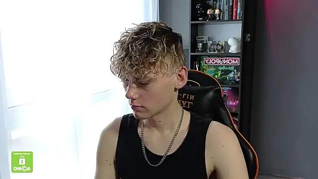 Keytaro online show from 10.31.25