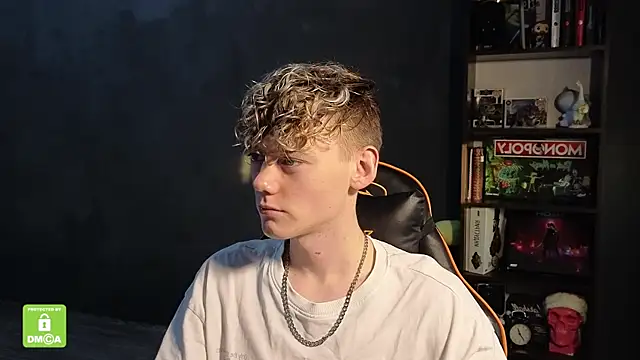 Keytaro online show from 11.21.25