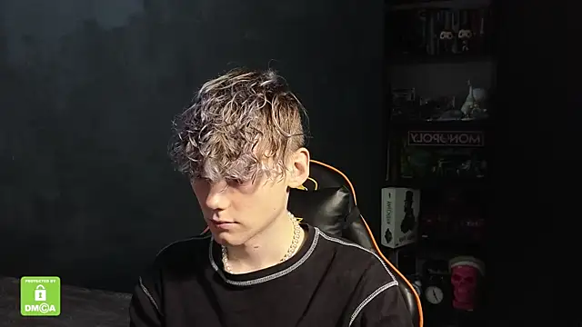 Keytaro online show from 11.23.25