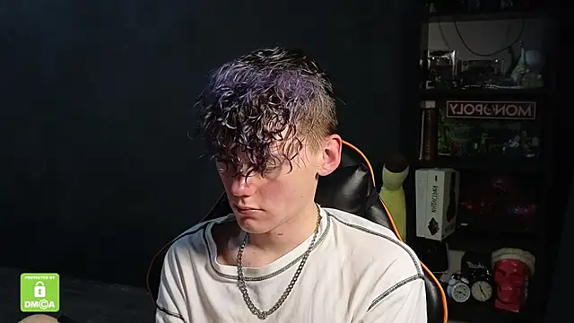 Keytaro online show from 11.28.25