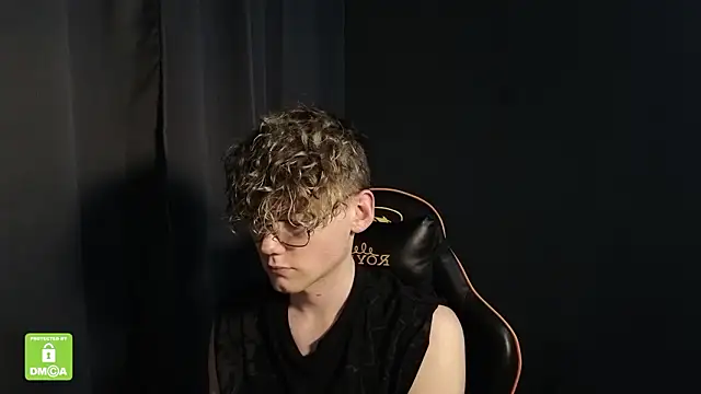 Snapshot of Keytaro chatting on 01.31.26 Keytaro online show from 01.31.26