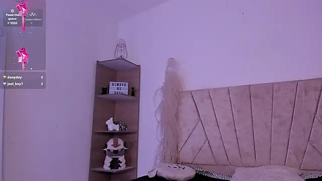 Snapshot of Kaela18 chatting on 12.02.24 Kaela18 online show from 12.02.24