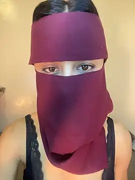 Snapshot of Beautiful_arab chatting on 01.12.25 Beautiful arab online show from 01.12.25