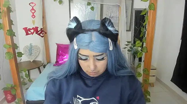 lussyevans24 online show from 03.13.25