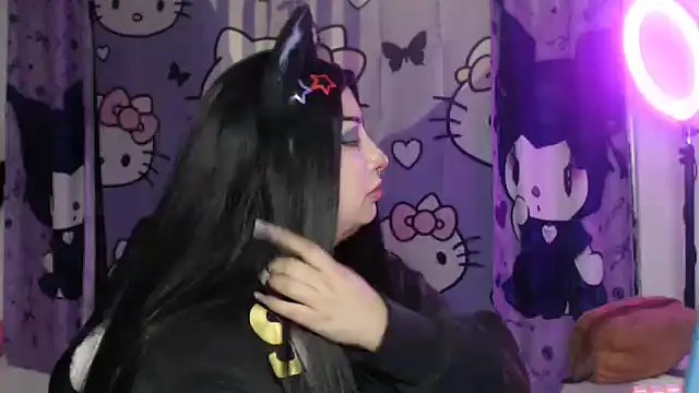 lussyevans24 online show from 11.10.25