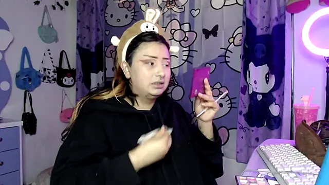 lussyevans24 online show from 11.29.25