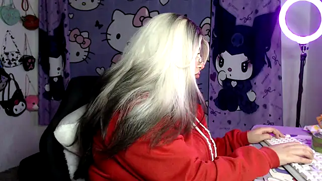 lussyevans24 online show from 04.02.26