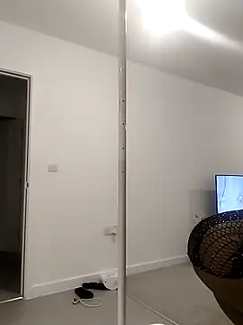 Cinderella Jewels  online show from 04.05.26