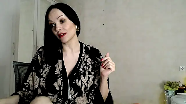 Snapshot of Devil_Goddess chatting on 12.28.24 Devil Goddess online show from 12.28.24