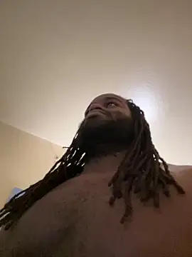 Snapshot of saddlewalker35 chatting on 01.04.25 saddlewalker35 online show from 01.04.25