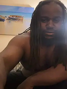 Snapshot of saddlewalker35 chatting on 02.02.25 saddlewalker35 online show from 02.02.25