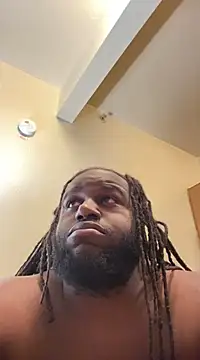 Snapshot of saddlewalker35 chatting on 02.25.25 saddlewalker35 online show from 02.25.25