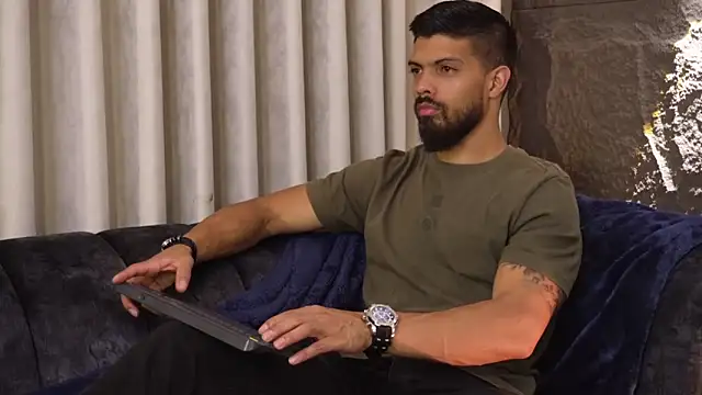 DannSaenz online show from 11.18.25