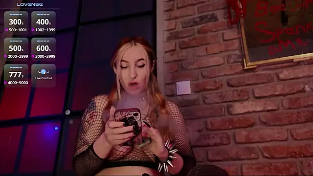 Kurama Katana online show from 03.08.26