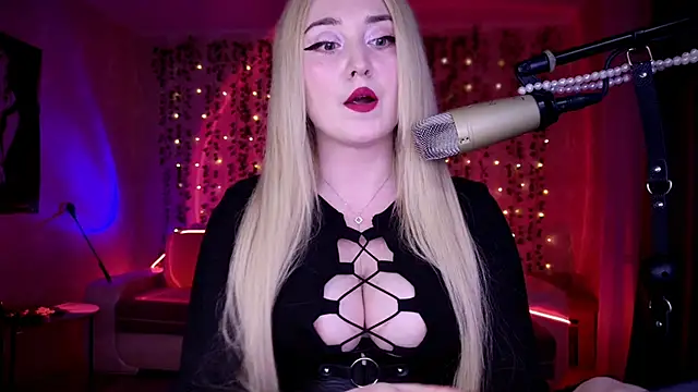 Snapshot of AllisonBlack_ chatting on 05.22.26 AllisonBlack online show from 05.22.26