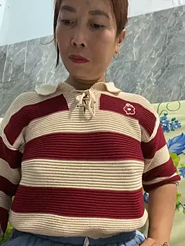 Snapshot of Linaannn chatting on 02.02.26 Linaannn online show from 02.02.26