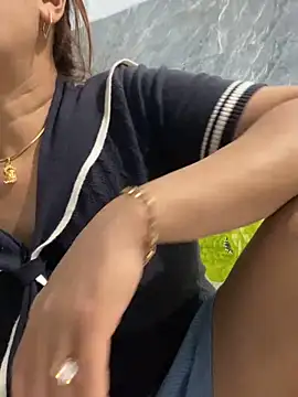 Snapshot of Linaannn chatting on 02.23.26 Linaannn online show from 02.23.26