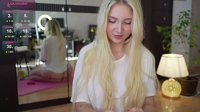 LunaLissa online show from 09.23.25