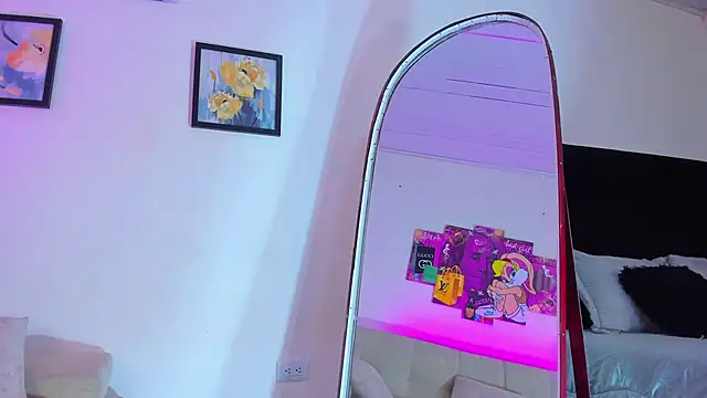 Snapshot of anahidolls chatting on 01.17.26 anahidolls online show from 01.17.26