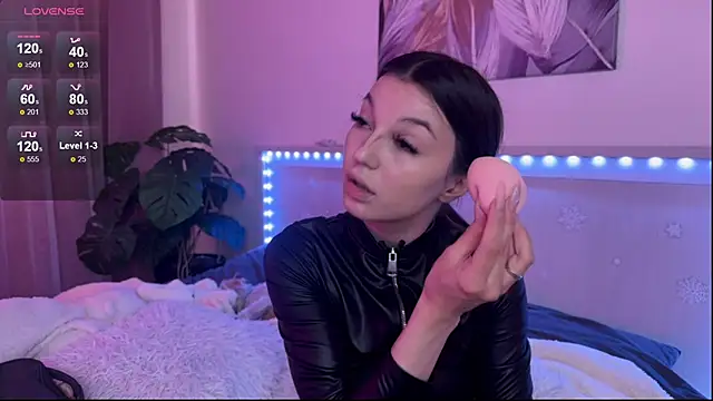 Snapshot of Veronica_leal chatting on 06.17.26 Veronica leal online show from 06.17.26