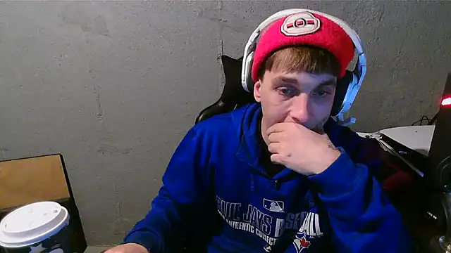 Snapshot of Superoz77 chatting on 12.07.24 Superoz77 online show from 12.07.24