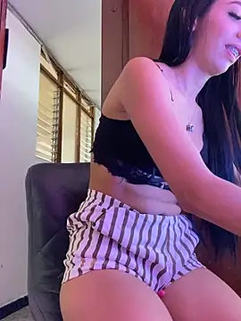 Lina10 online show from 04.05.26