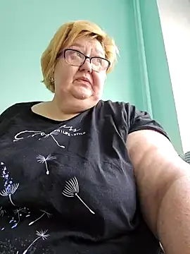 Awn290668 online show from 03.03.25