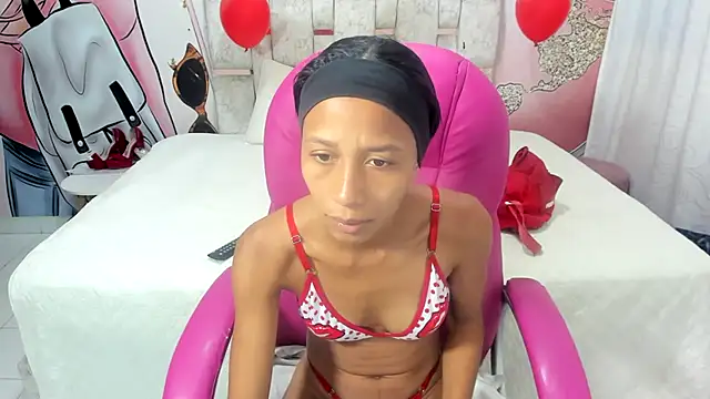 EMMA SWEETT1 online show from 02.24.25