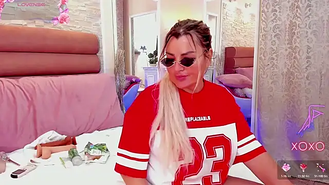 ArianaCroft online show from 05.30.26