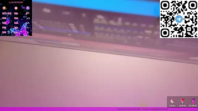 EVAshinyGIRL online show from 02.12.25