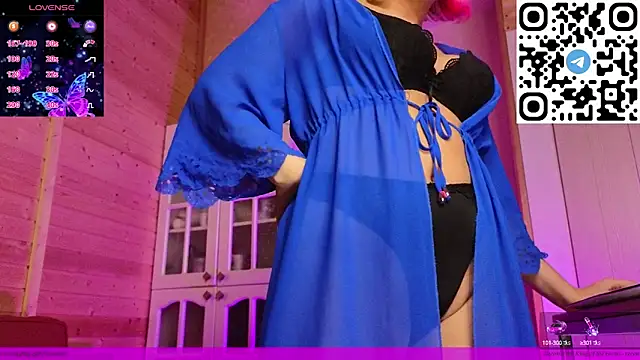 EVAshinyGIRL online show from 02.15.25