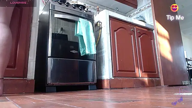 carlajames  online show from 02.17.25