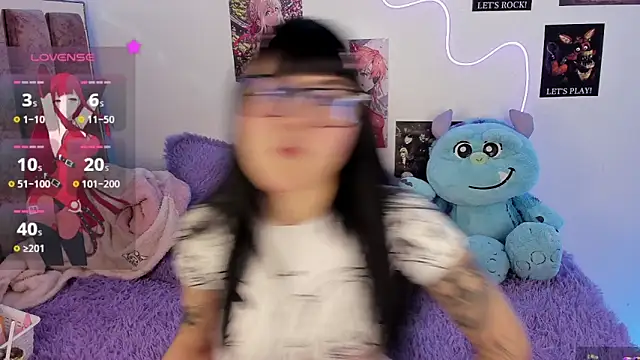 naoko kirino online show from 12.18.25