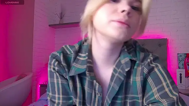 Born to Blow online show from 01.07.26