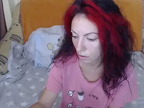 Emmatoo online show from 09.11.25