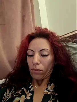 Emmatoo online show from 10.05.25