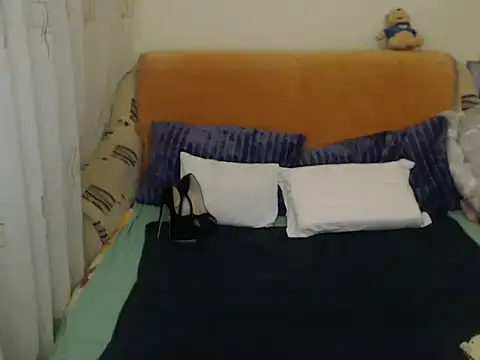 Emmatoo online show from 12.02.25