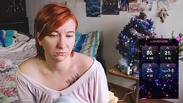 Snapshot of licentia__poetica chatting on 01.04.25 licentia poetica online show from 01.04.25