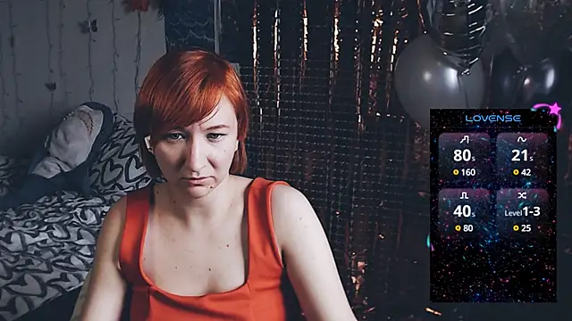 Snapshot of licentia__poetica chatting on 02.15.25 licentia poetica online show from 02.15.25