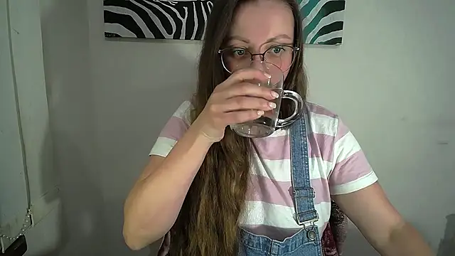 Snapshot of _Annabelle_Lee chatting on 06.18.26 Annabelle Lee online show from 06.18.26
