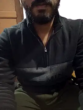 Snapshot of indian_guy-7 chatting on 01.14.25 indian guy-7 online show from 01.14.25