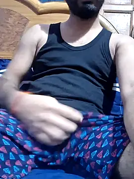 Snapshot of indian_guy-7 chatting on 10.05.25 indian guy-7 online show from 10.05.25