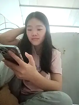 Snapshot of ltysl chatting on 05.04.26 ltysl online show from 05.04.26