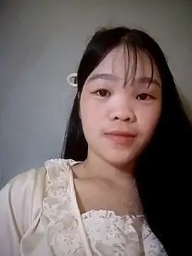 Snapshot of ltysl chatting on 05.18.26 ltysl online show from 05.18.26