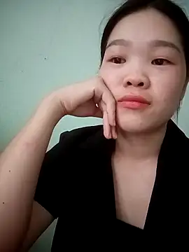 Snapshot of ltysl chatting on 05.21.26 ltysl online show from 05.21.26