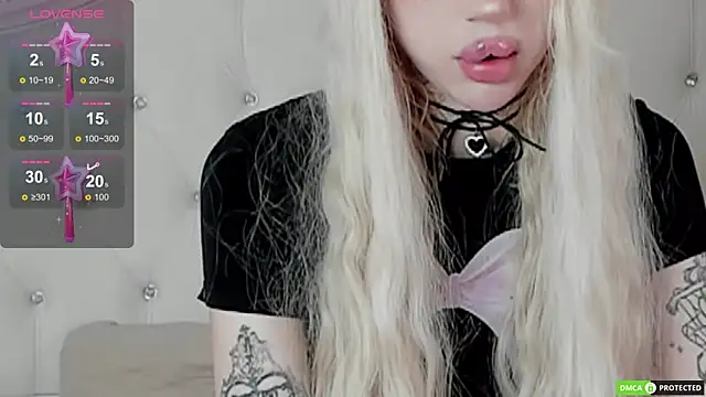 Snapshot of Joy_Barker chatting on 01.19.26 Joy Barker online show from 01.19.26