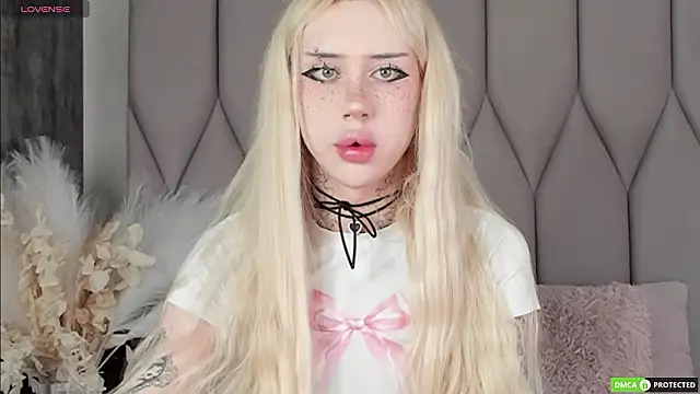 Snapshot of Joy_Barker chatting on 02.03.26 Joy Barker online show from 02.03.26